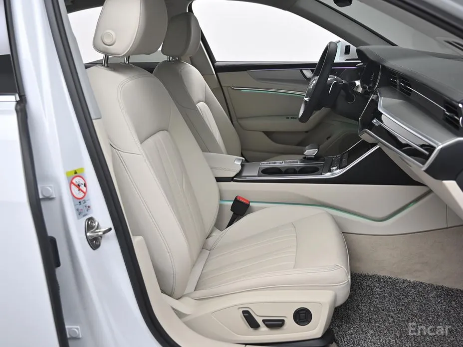 Фото 10 - Audi A6