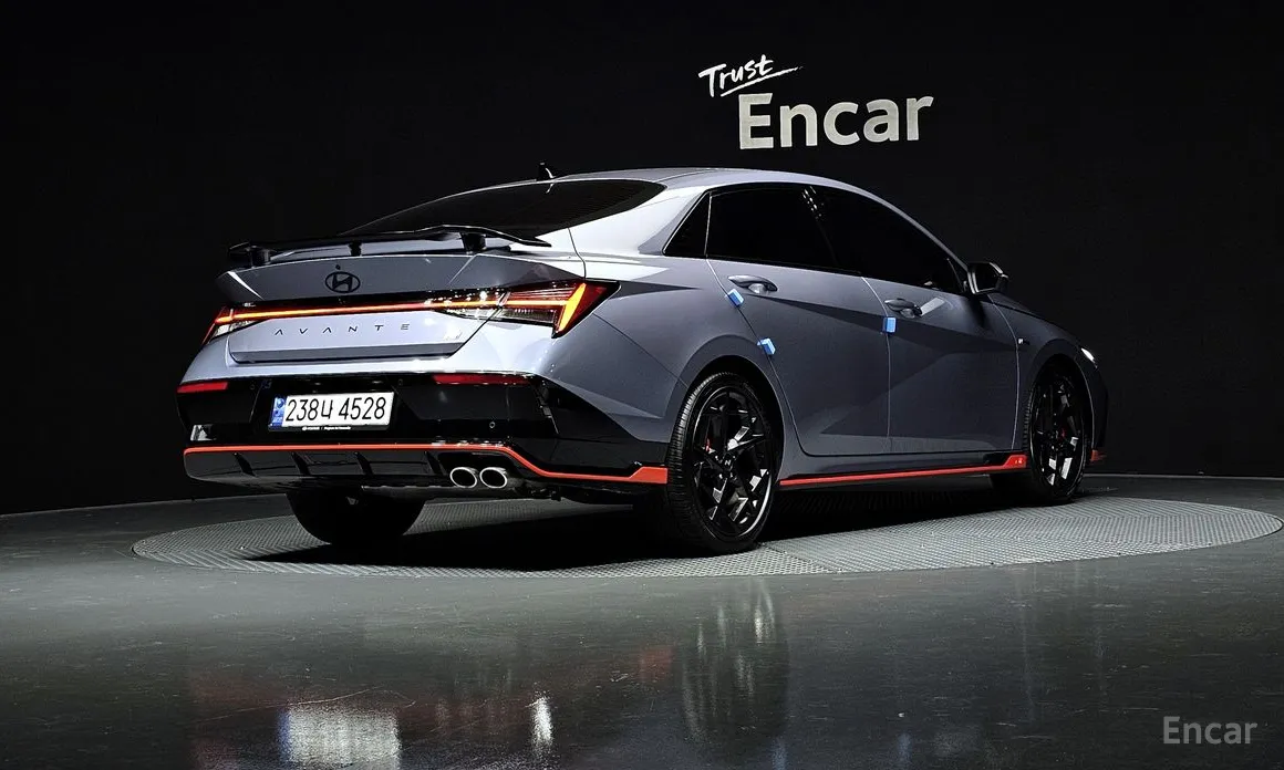 Фото 2 - Hyundai Avante