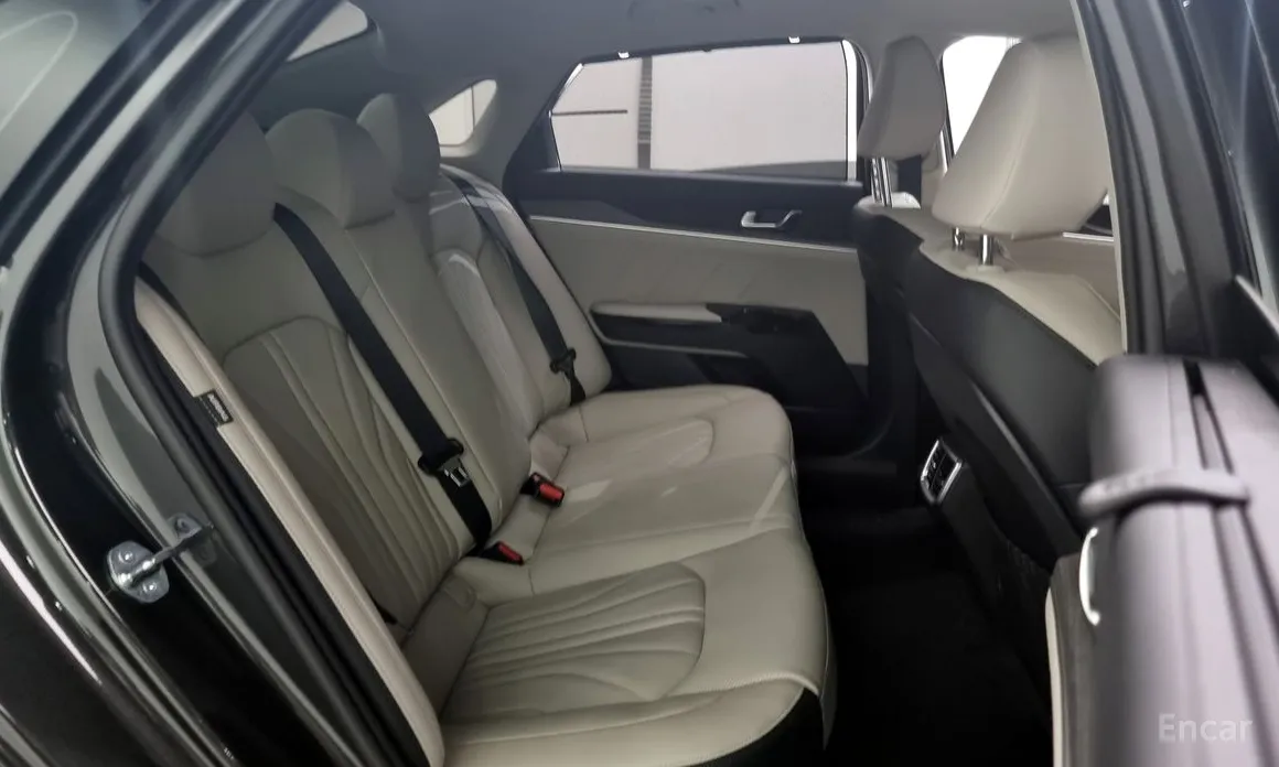 Фото 12 - Kia K5