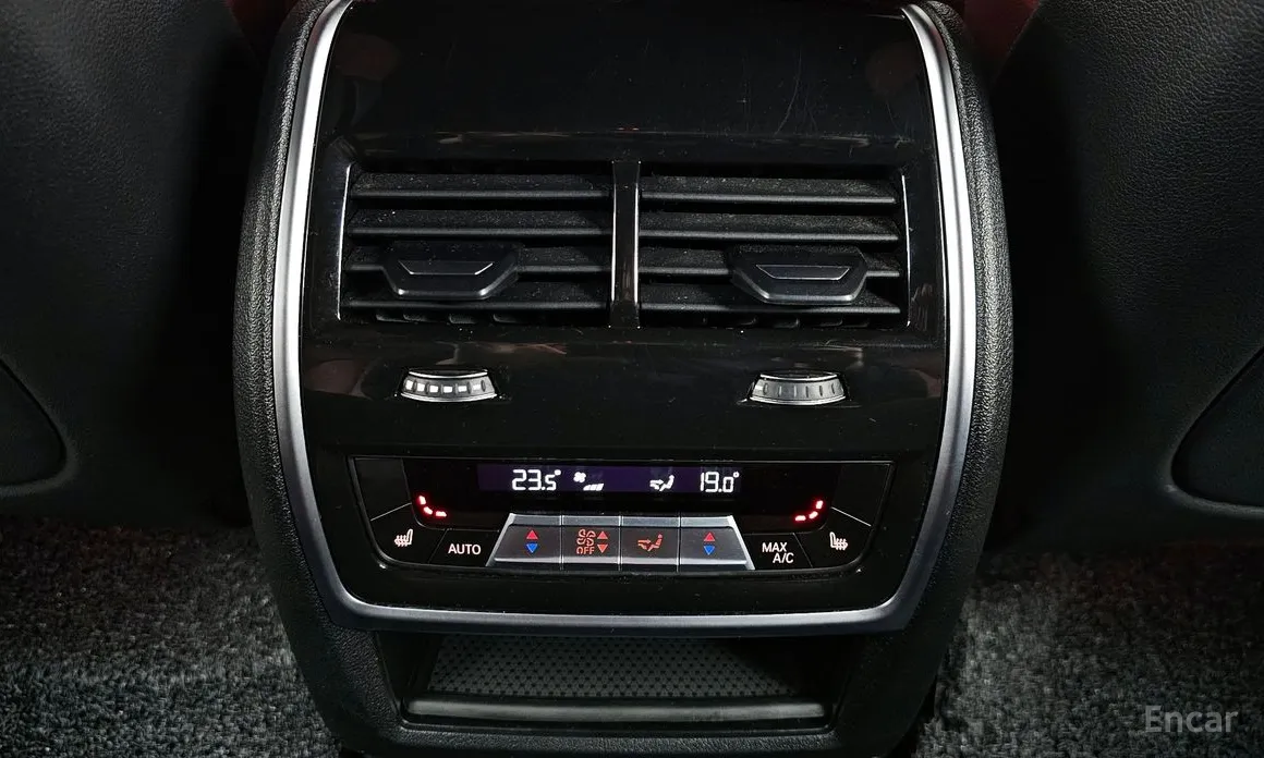 Фото 18 - BMW X6