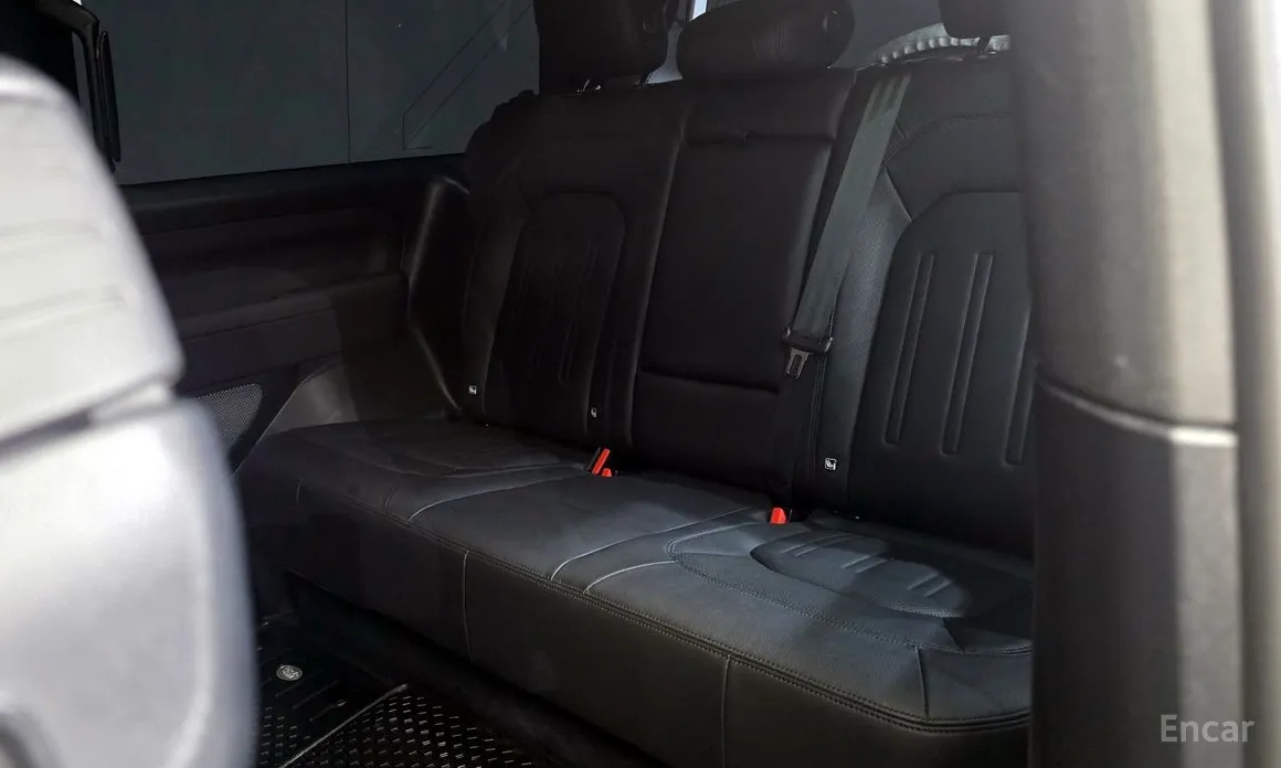 Фото 11 - Land Rover Defender