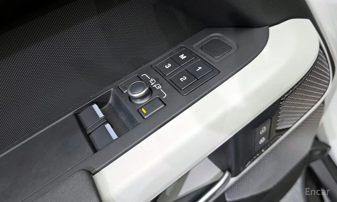 Фото 14 - Land Rover Defender