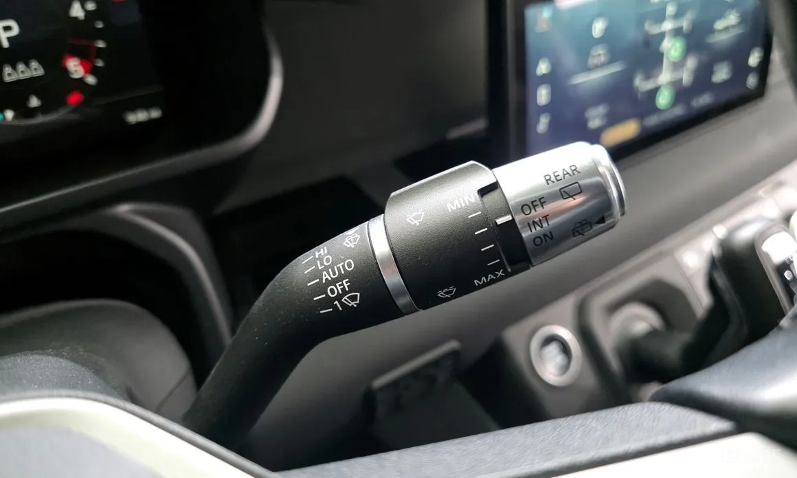 Фото 16 - Land Rover Defender