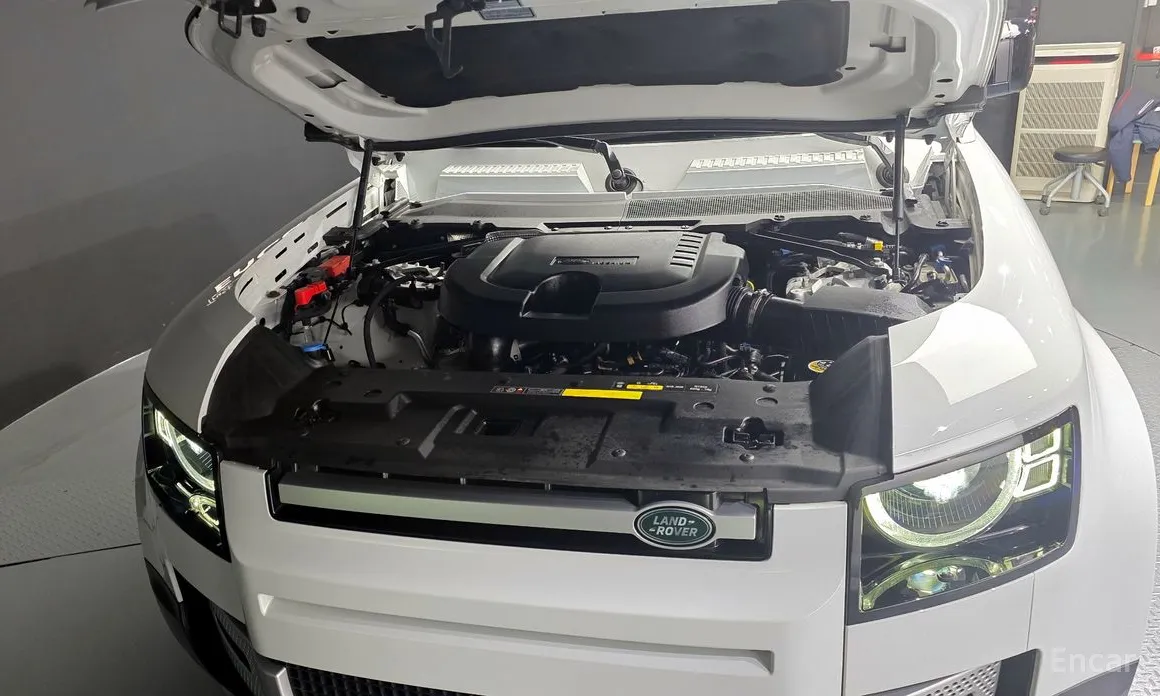 Фото 6 - Land Rover Defender