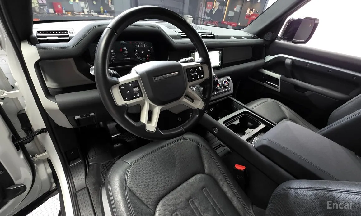 Фото 7 - Land Rover Defender