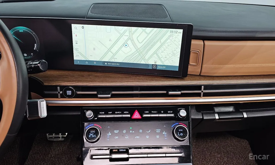 Фото 14 - Hyundai Santa Fe