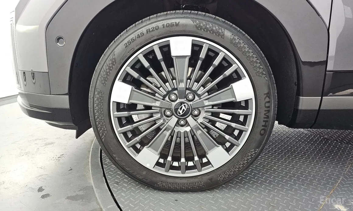 Фото 5 - Hyundai Santa Fe