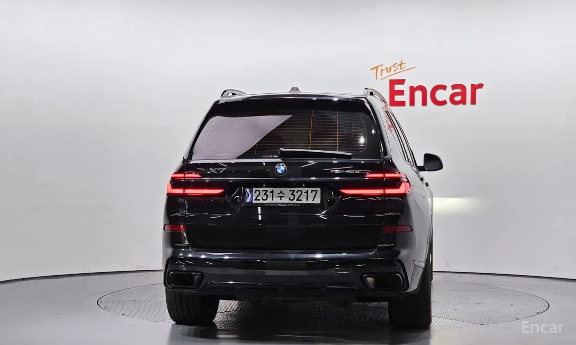 Photo 4 - BMW X7