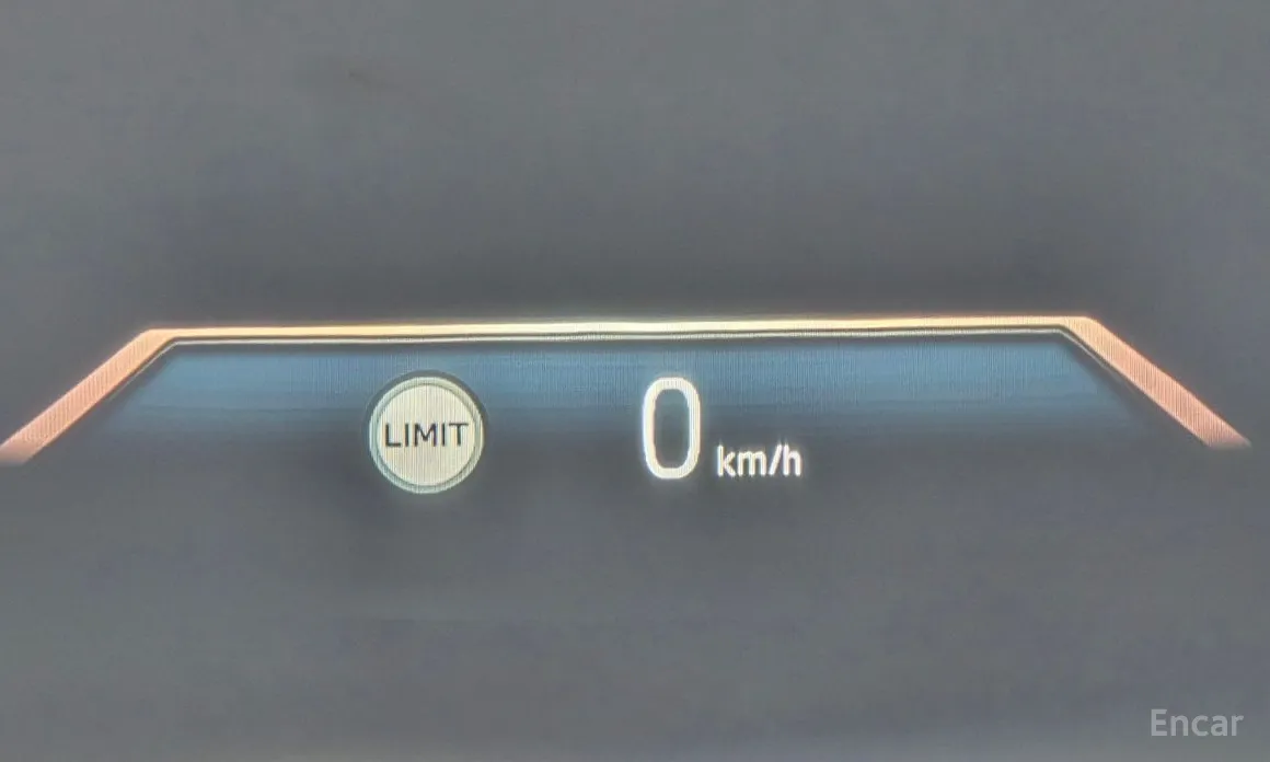 Фото 17 - BMW iX