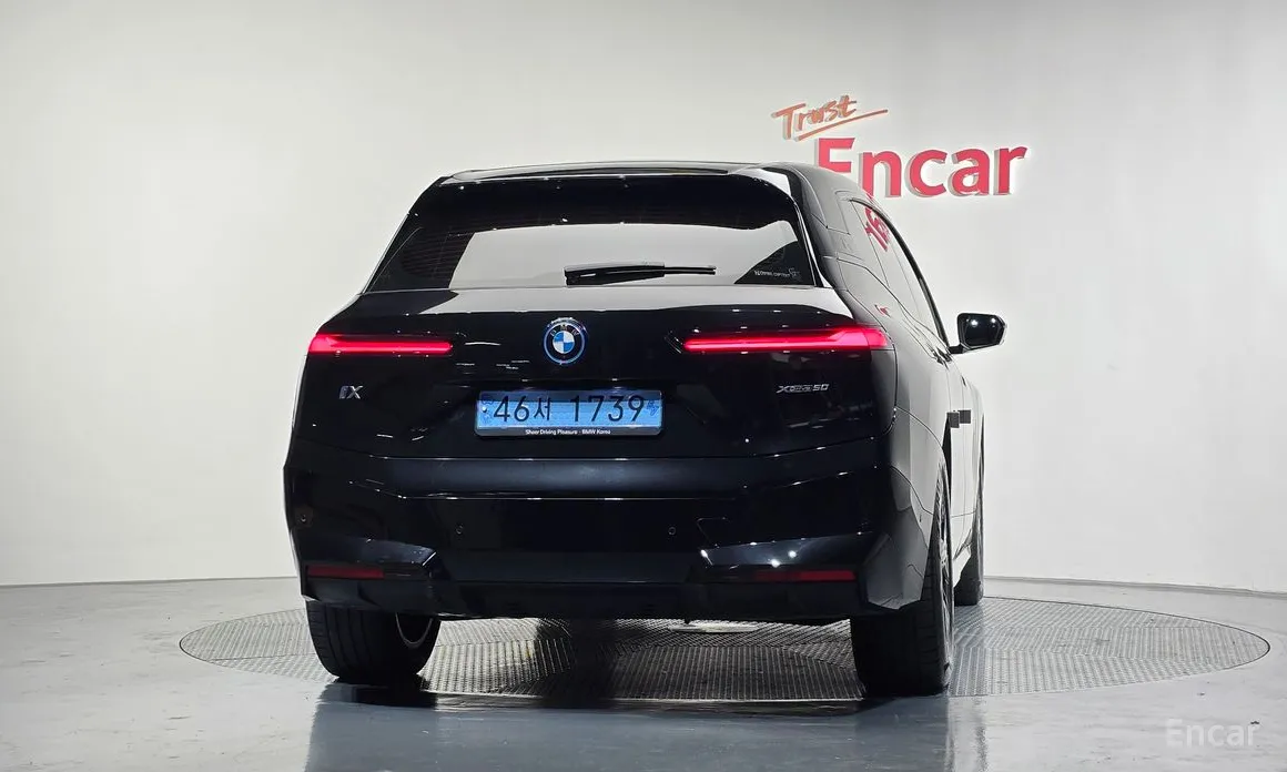 Фото 4 - BMW iX