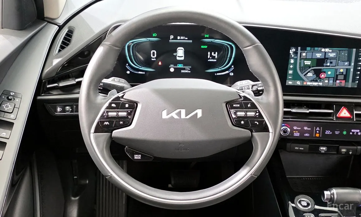 Фото 13 - Kia Niro