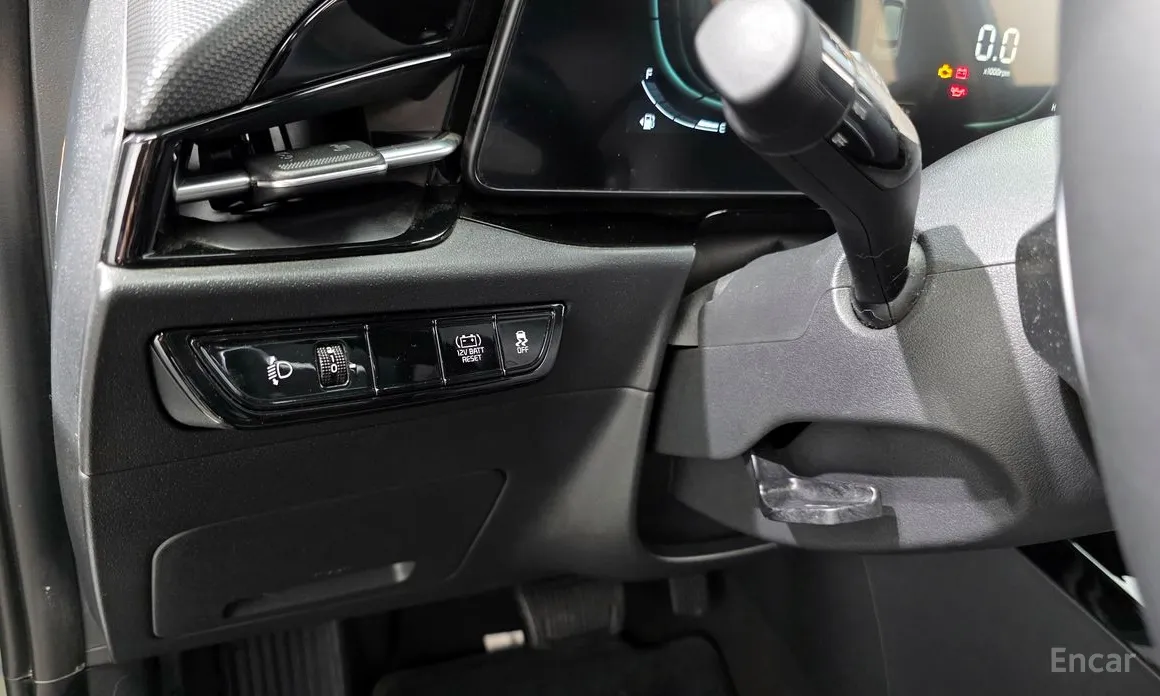 Фото 15 - Kia Niro