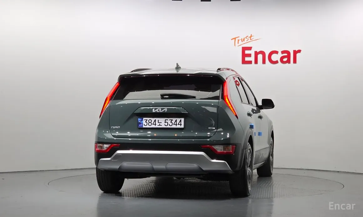 Фото 4 - Kia Niro