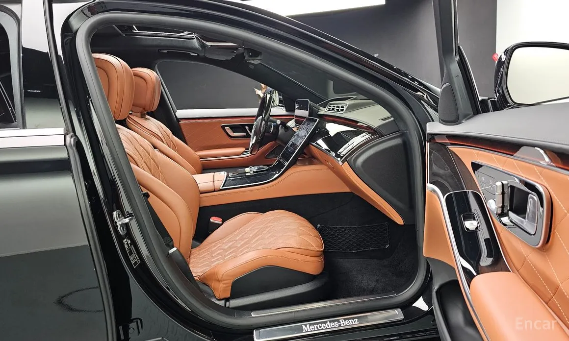 Фото 10 - Mercedes-Benz S-Class