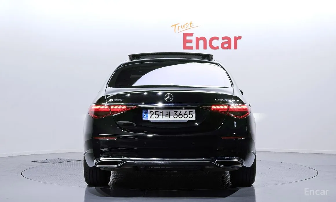 Фото 4 - Mercedes-Benz S-Class