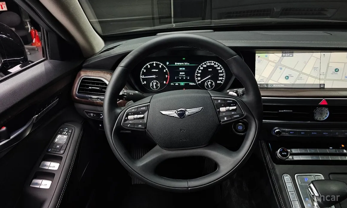 Фото 13 - Genesis G90