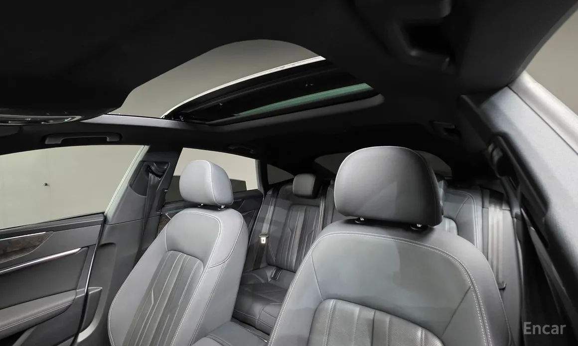 Фото 12 - Audi A7