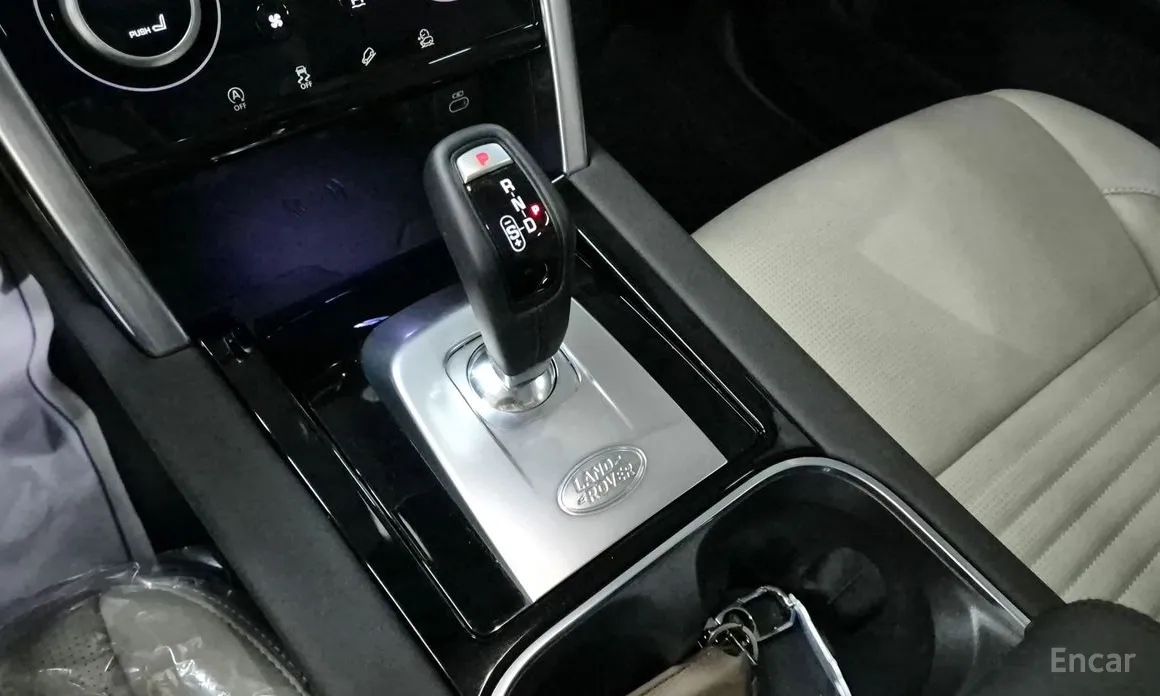 Фото 17 - Land Rover Discovery Sport