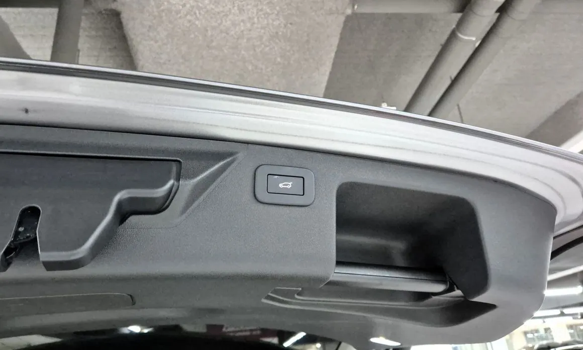 Фото 7 - Land Rover Discovery Sport