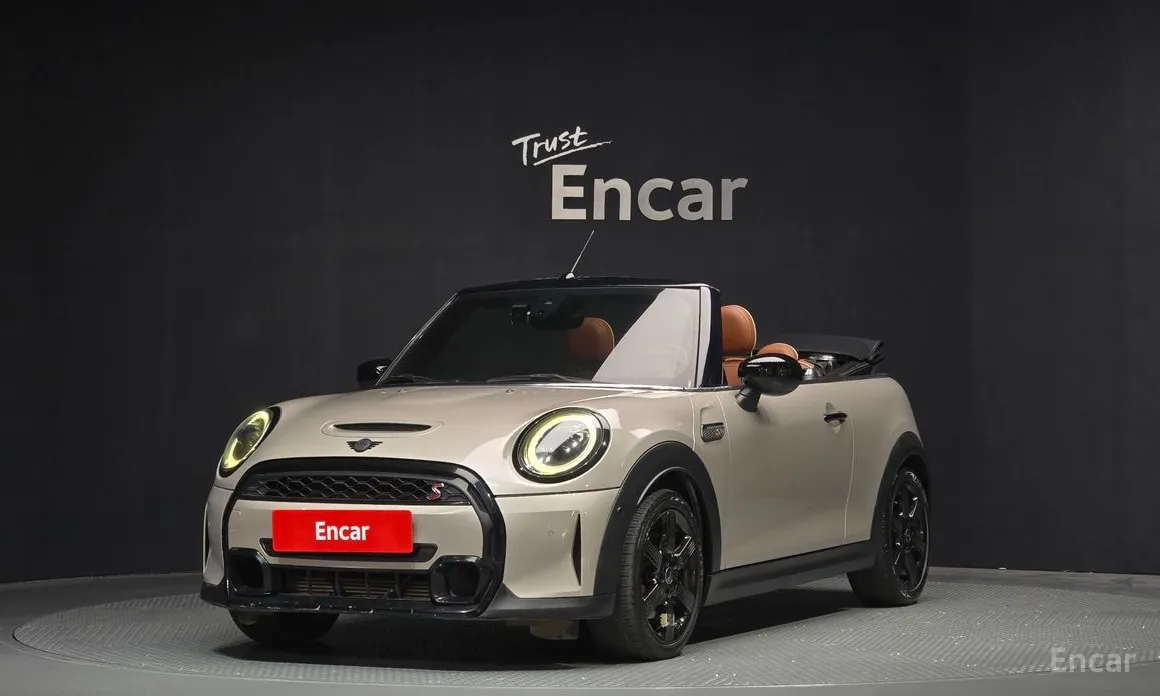 Фото 1 - Mini Cooper Convertible