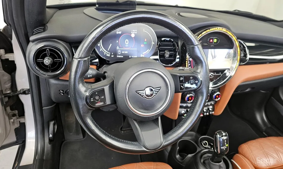 Фото 13 - Mini Cooper Convertible