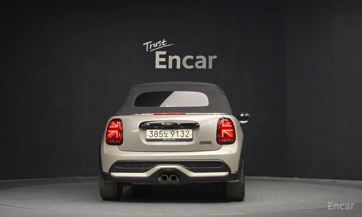 Фото 4 - Mini Cooper Convertible