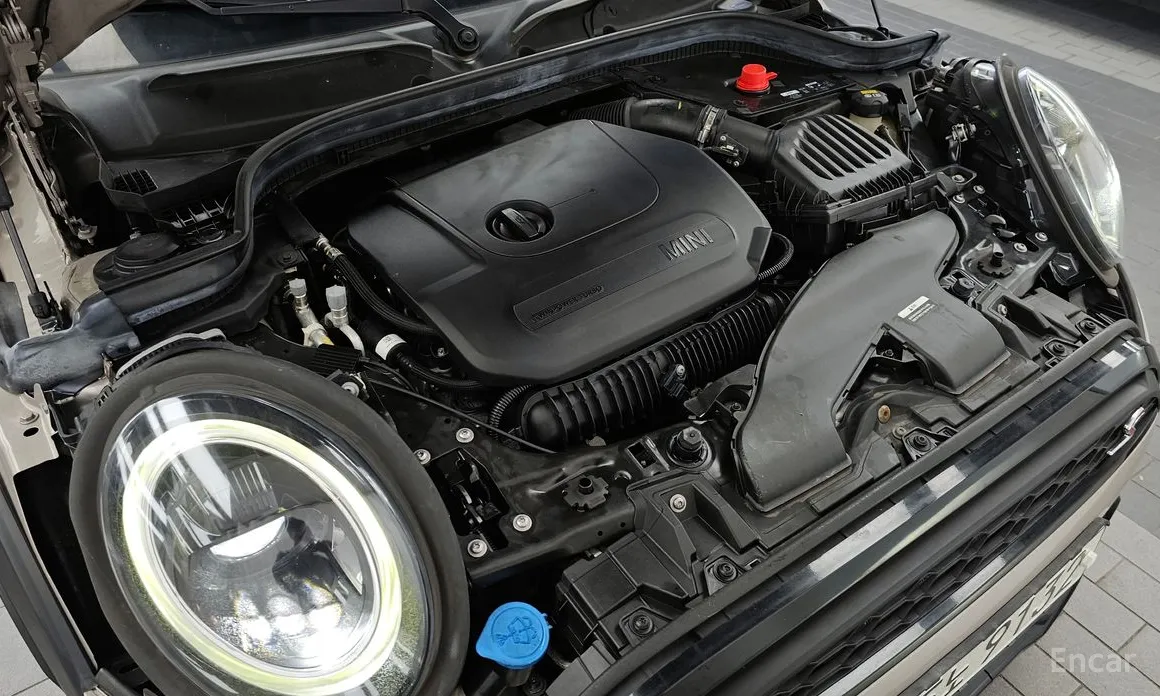 Фото 6 - Mini Cooper Convertible