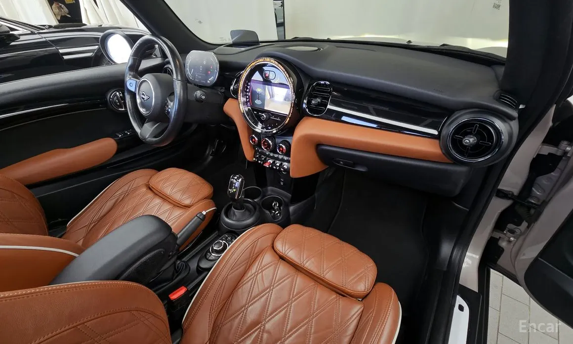 Фото 7 - Mini Cooper Convertible