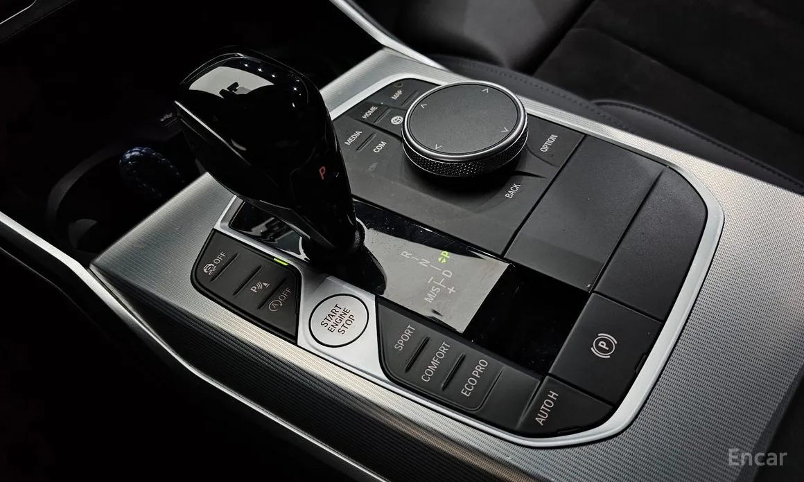 BMW 3 Series 2019 320i M Sport