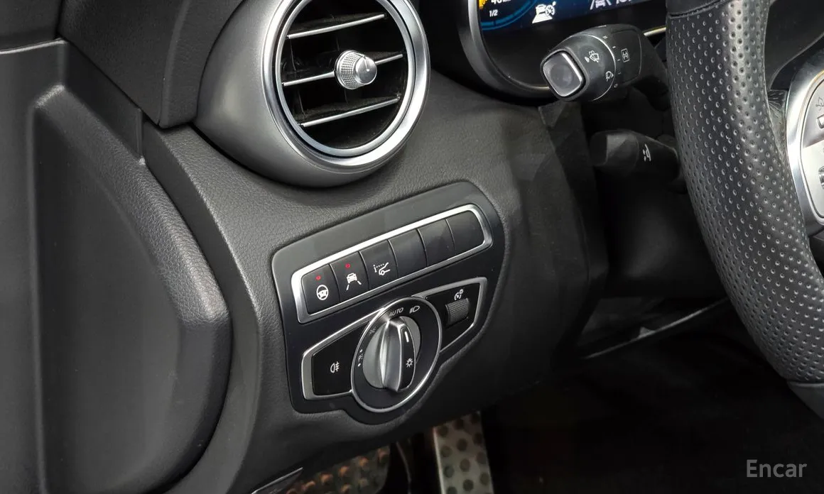 Фото 19 - Mercedes-Benz C-Class