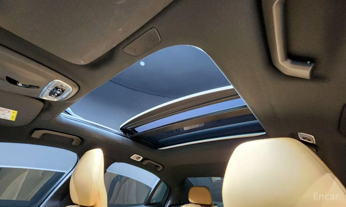 Фото 12 - Volvo S60