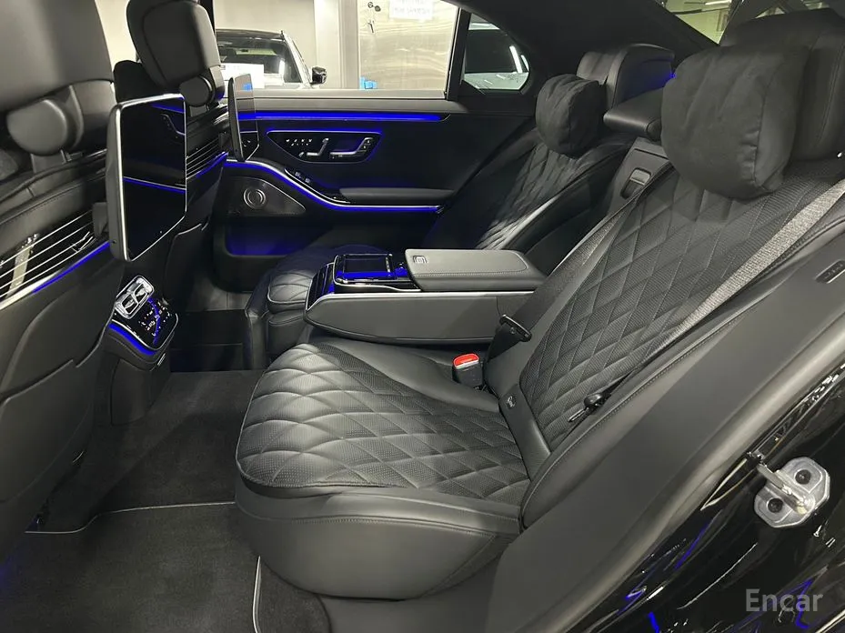 Фото 12 - Mercedes-Benz S-Class