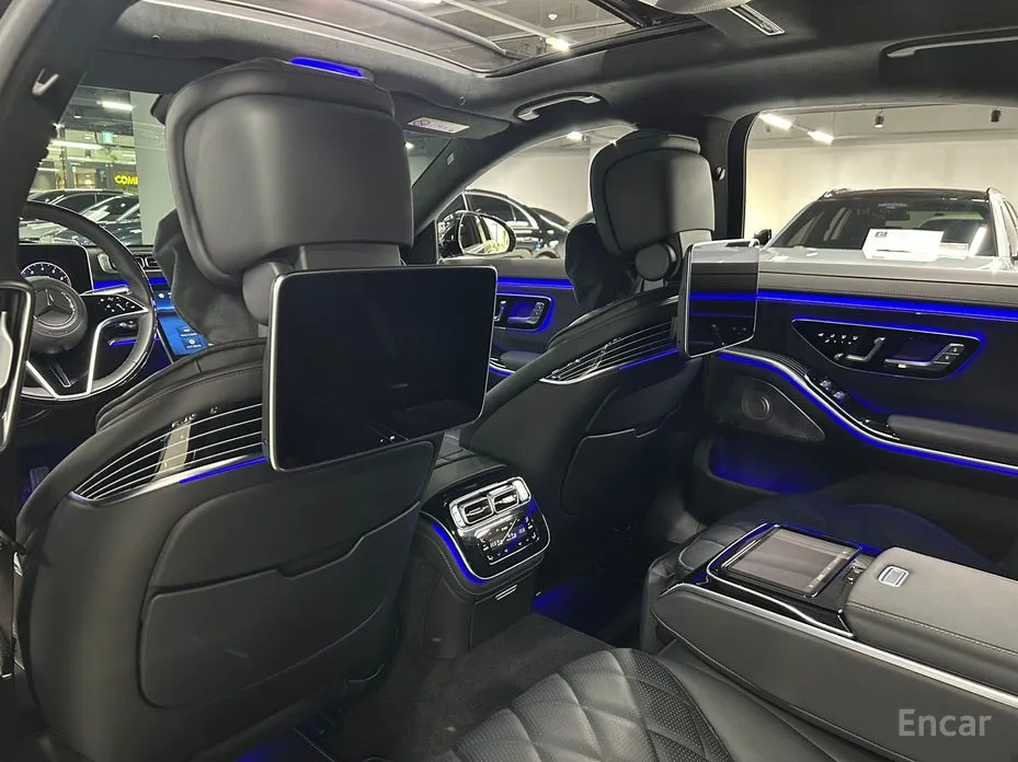 Фото 13 - Mercedes-Benz S-Class