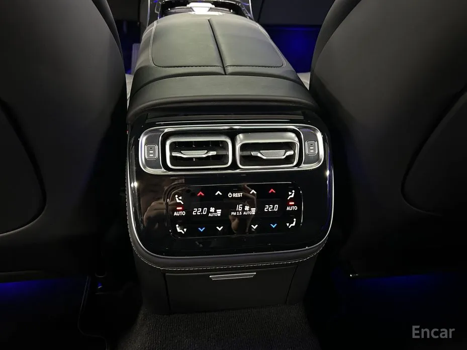 Фото 14 - Mercedes-Benz S-Class