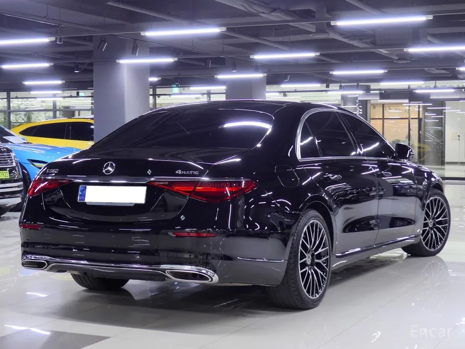 Фото 3 - Mercedes-Benz S-Class