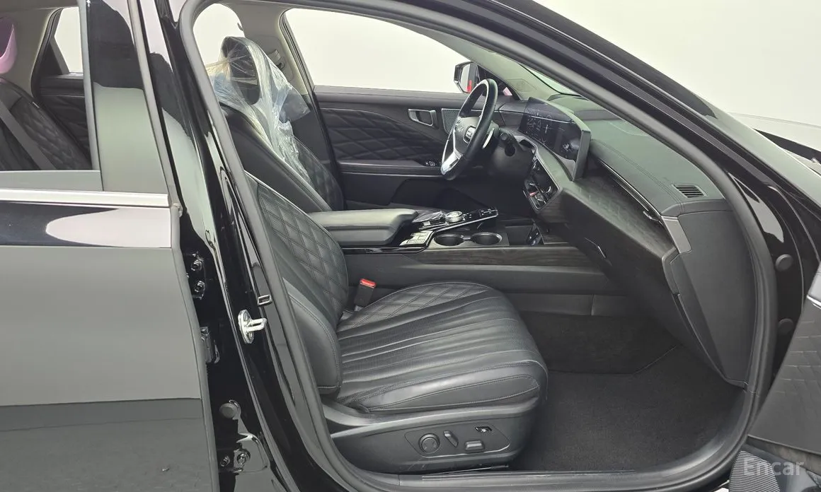 Фото 10 - Kia K8