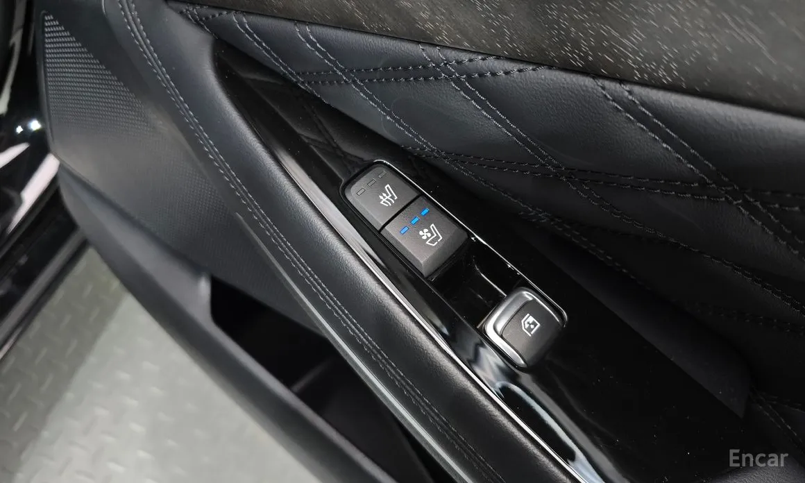 Фото 19 - Kia K8