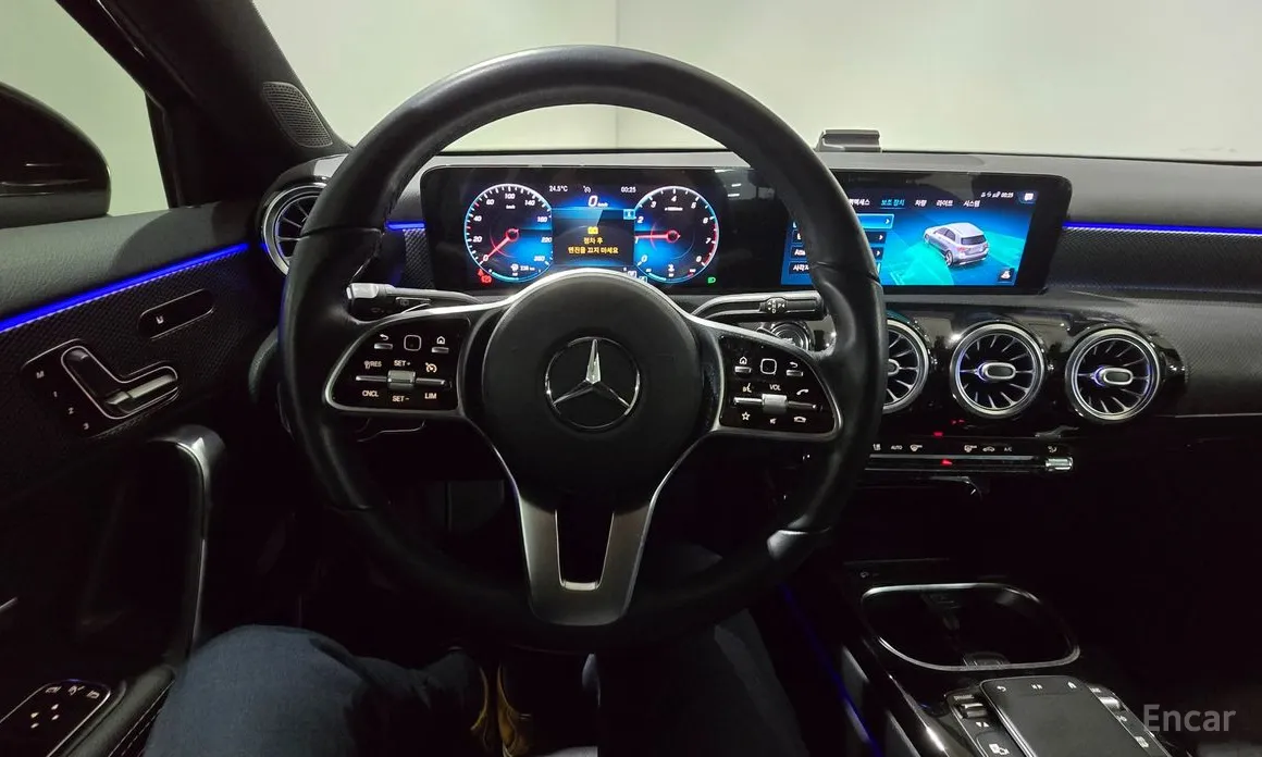 Фото 13 - Mercedes-Benz A-Class