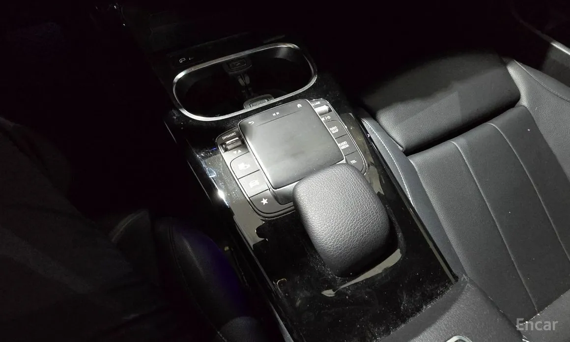 Фото 14 - Mercedes-Benz A-Class