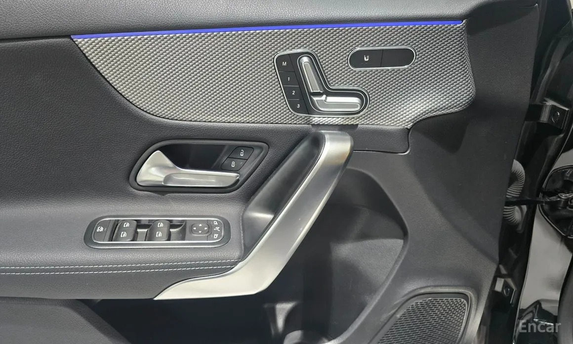 Фото 17 - Mercedes-Benz A-Class