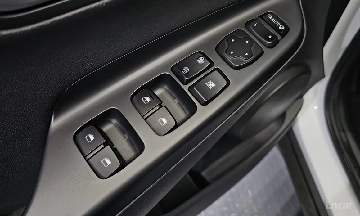 Фото 12 - Hyundai Kona