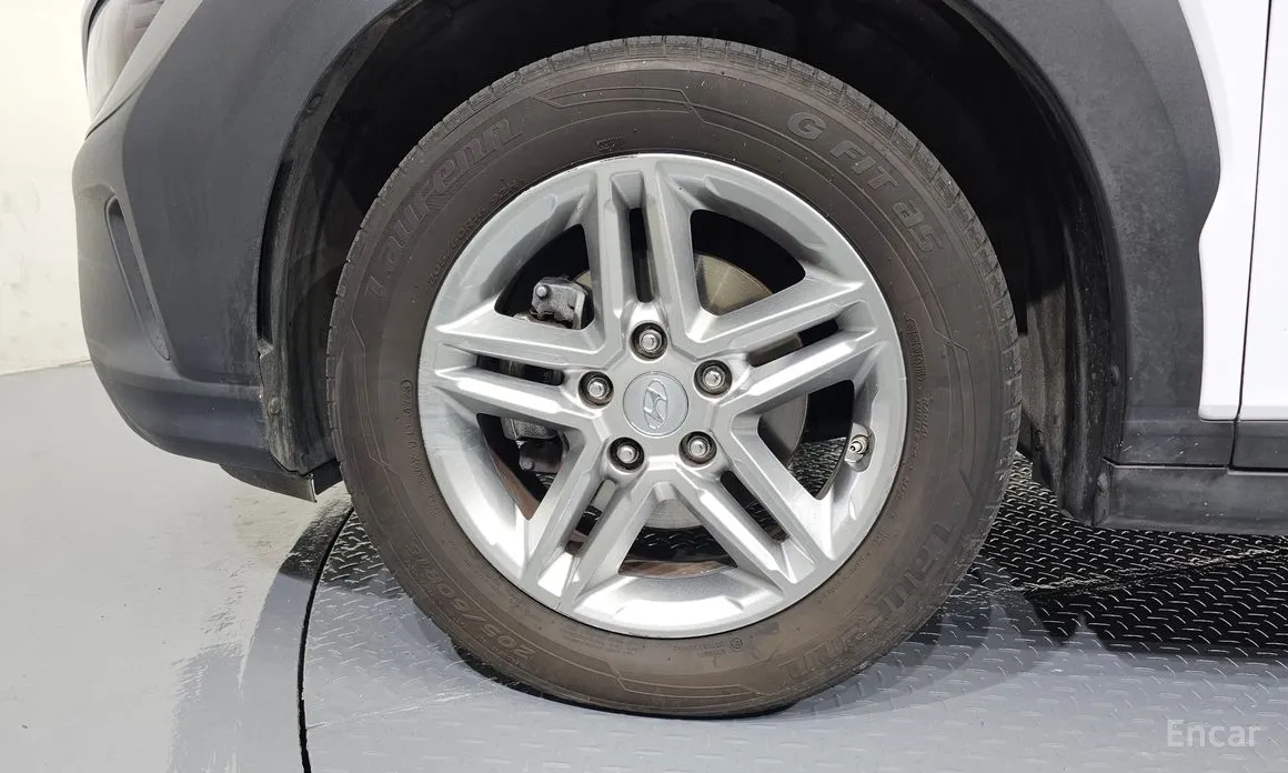 Фото 5 - Hyundai Kona