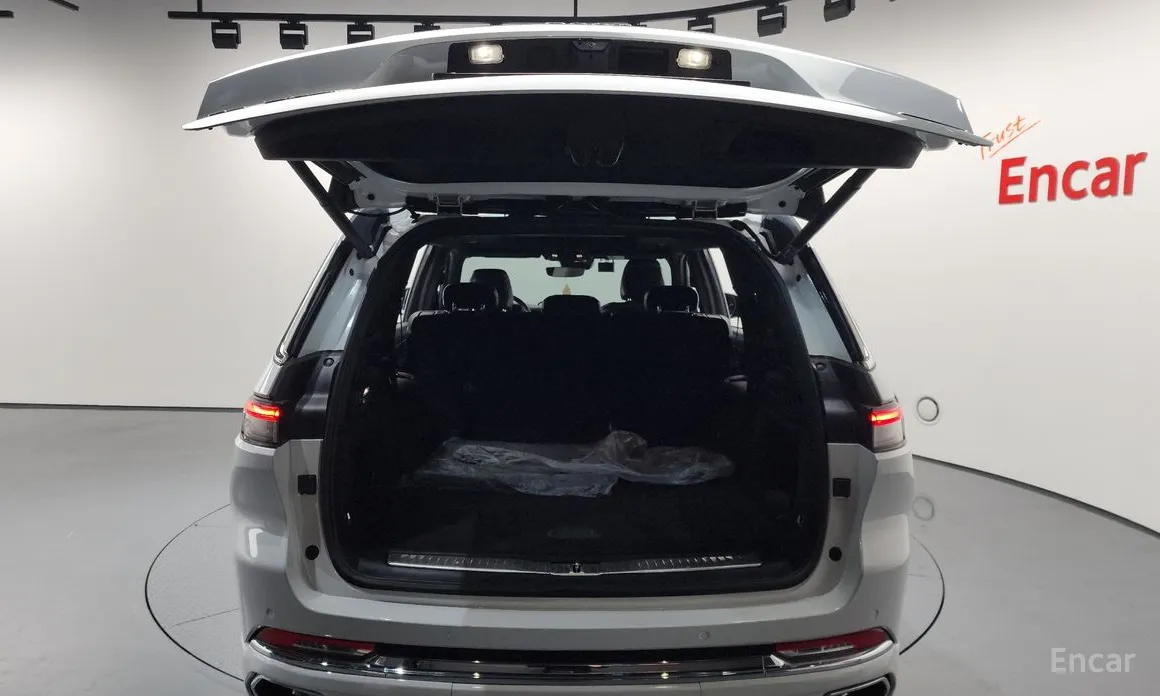 Фото 20 - Jeep Cherokee