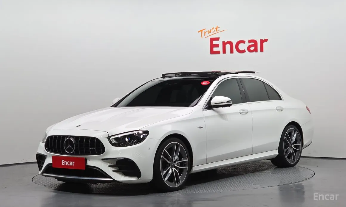 Фото 1 - Mercedes-Benz E-Class