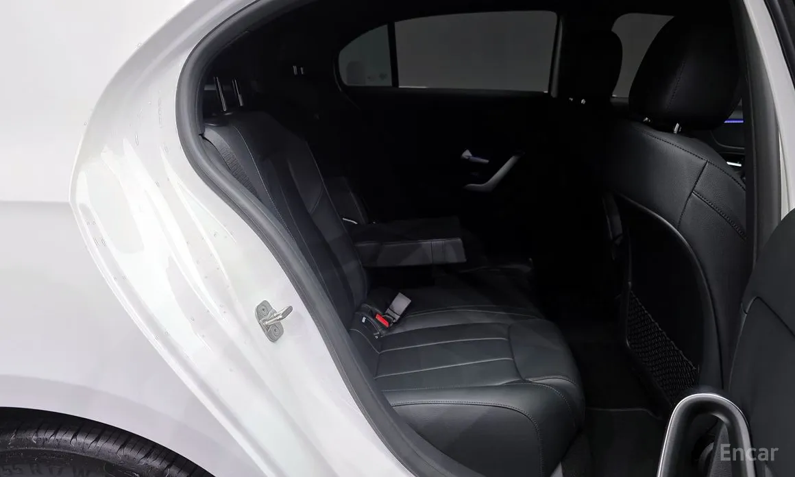 Фото 12 - Mercedes-Benz A-Class