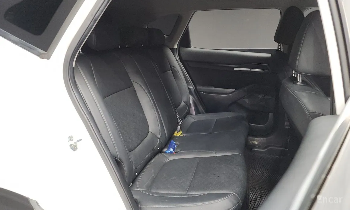 Фото 12 - Kia Seltos