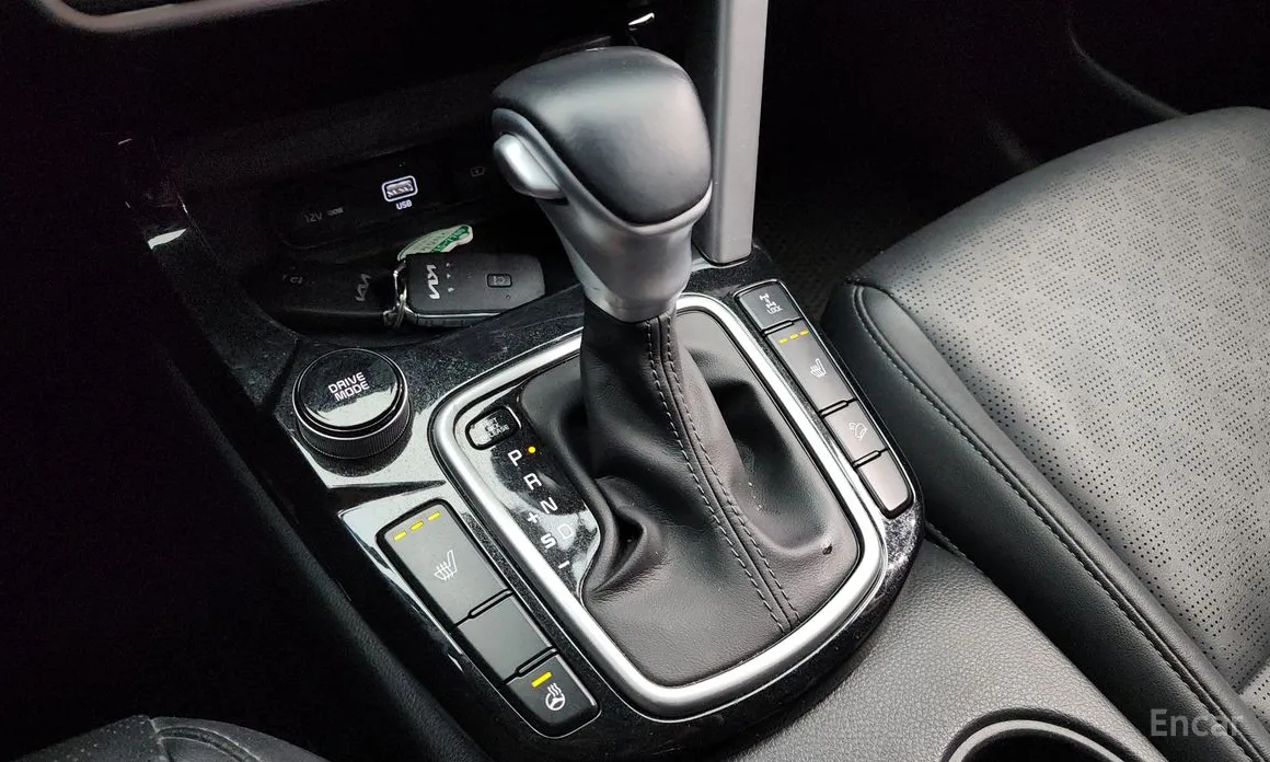 Фото 9 - Kia Seltos