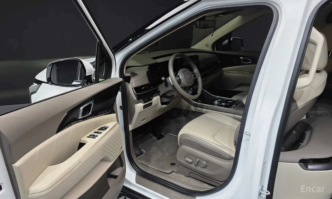 Фото 10 - Kia Carnival