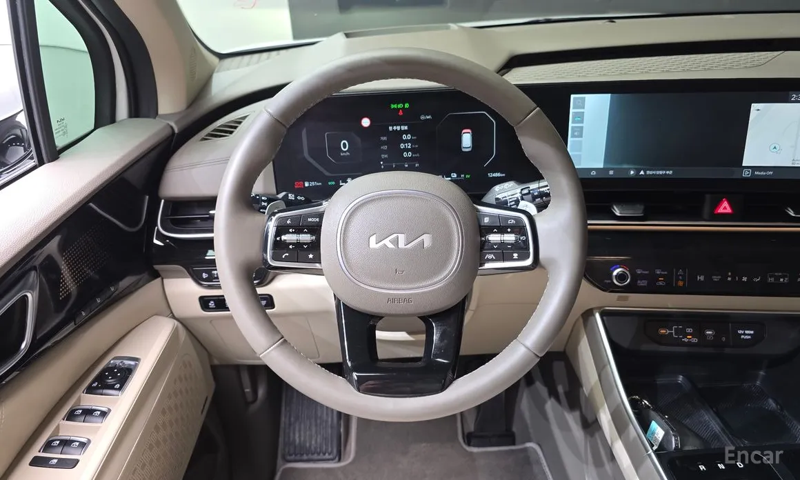 Фото 13 - Kia Carnival