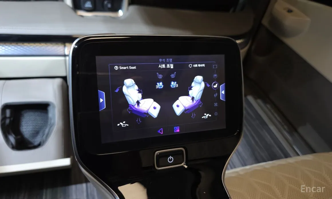 Фото 18 - Kia Carnival